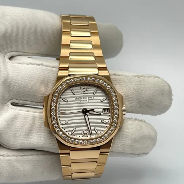 7010/1R - Patek Philippe NAUTILUS - Image 3
