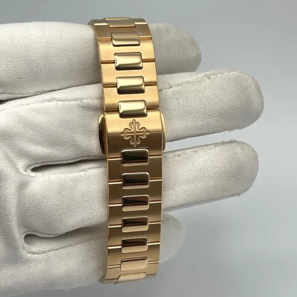 7010/1R - Patek Philippe NAUTILUS - Image 5