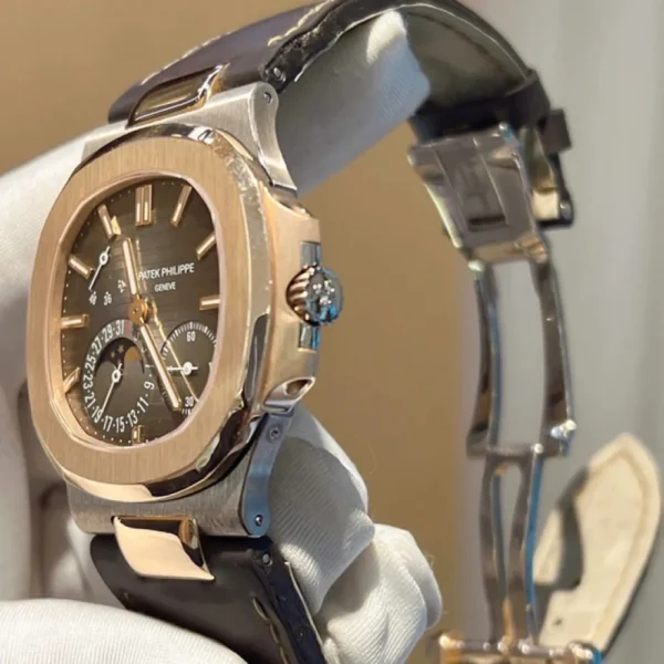 5712GR-001 Patek Philippe NAUTILUS - Image 4
