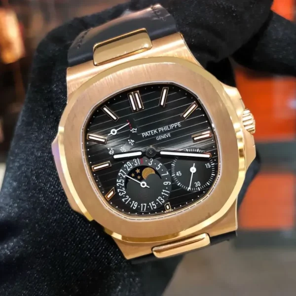 5712R - Patek Philippe NAUTILUS - Image 4