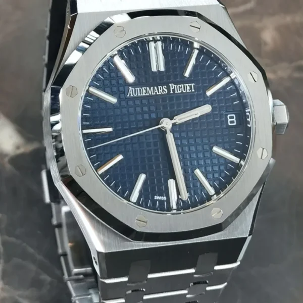 ROYAL OAK SERIES AUTOMATIC WINDING WATCH 5O ANNIVERSARY EDITION Ref. 15550ST.OO.1356ST.01 - Image 3