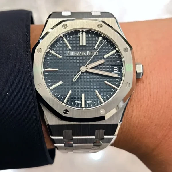 ROYAL OAK SERIES AUTOMATIC WINDING WATCH 5O ANNIVERSARY EDITION Ref. 15550ST.OO.1356ST.01 - Image 6
