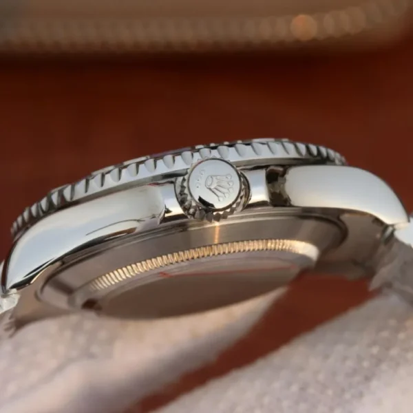 YACHT MASTER 1 PURE SILVER ( BLACK DIAL ) STAINLESS STEEL 40MM M126622 - Image 5